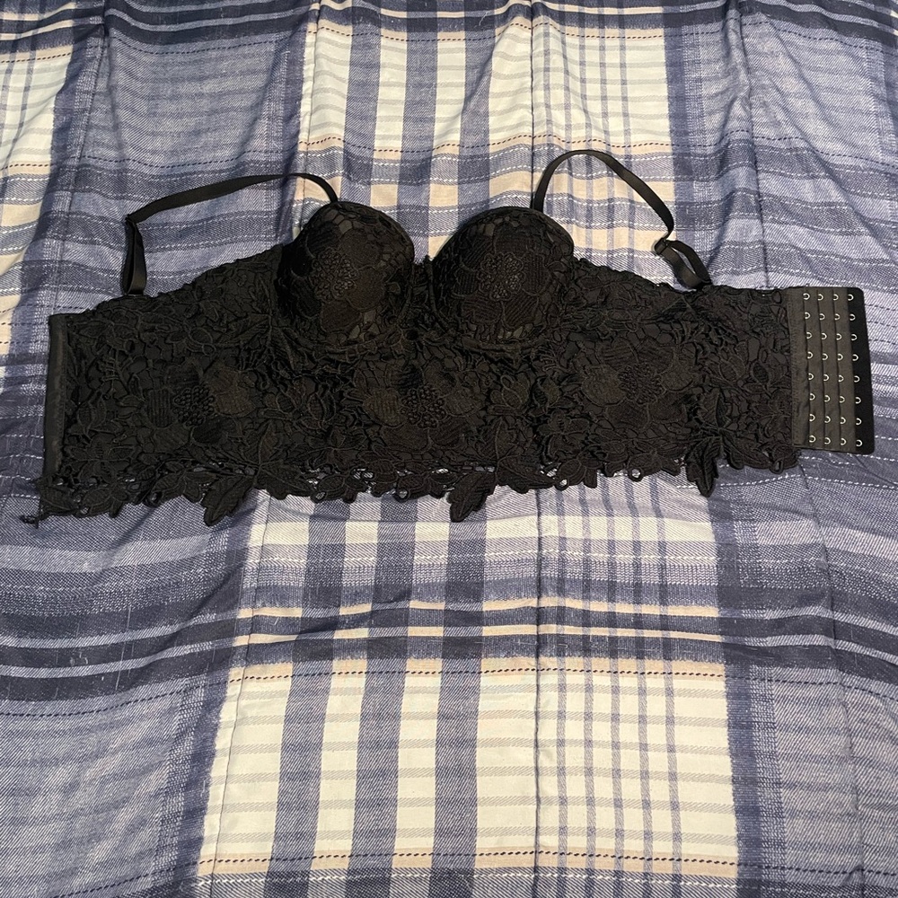 Black Lace Bra with Adjustable Straps and Hook Closure
